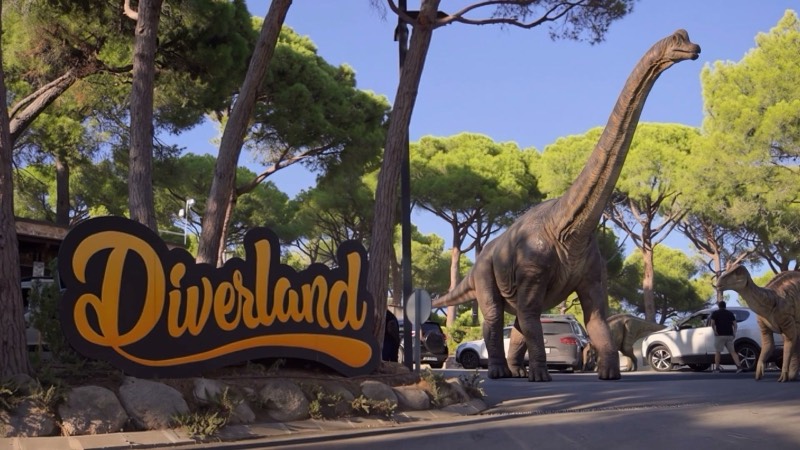 Fotograma de «Diverland 2026», aftermovie d'esdeveniment per a Orquestra Diversiones